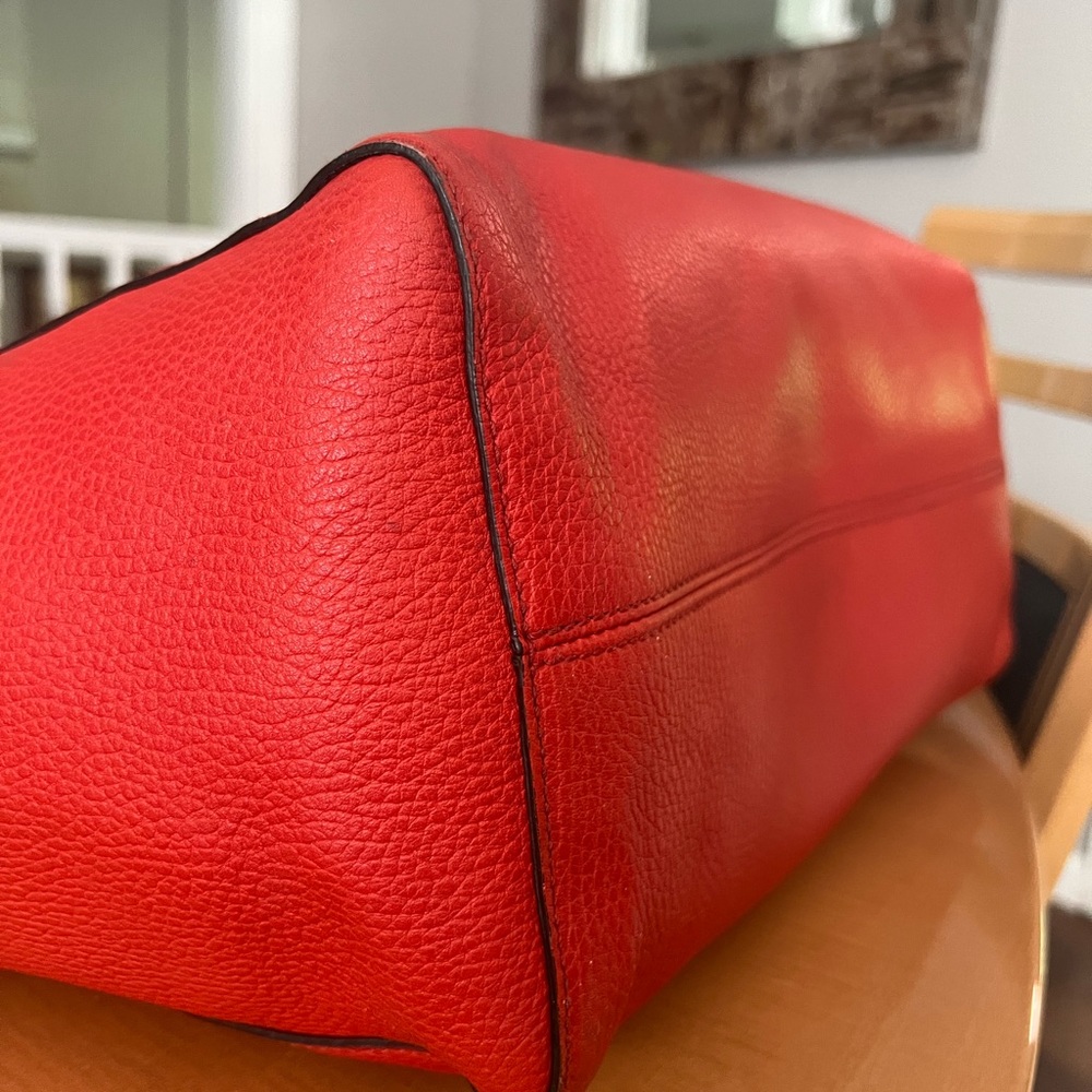 GUCCI Leather Swing Tote Bag Red Gold Hardware Large - Picture 8 of 16